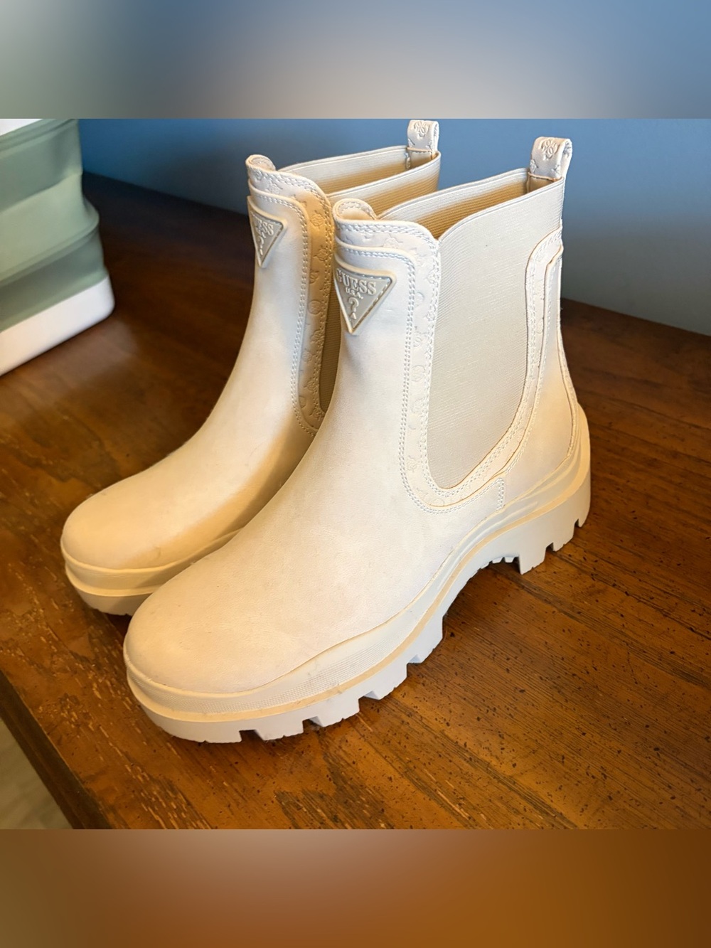 Guess Chelsea-Style Boots